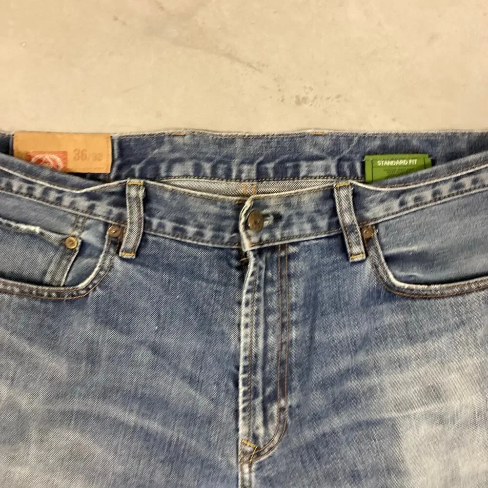 GAP y2k loose